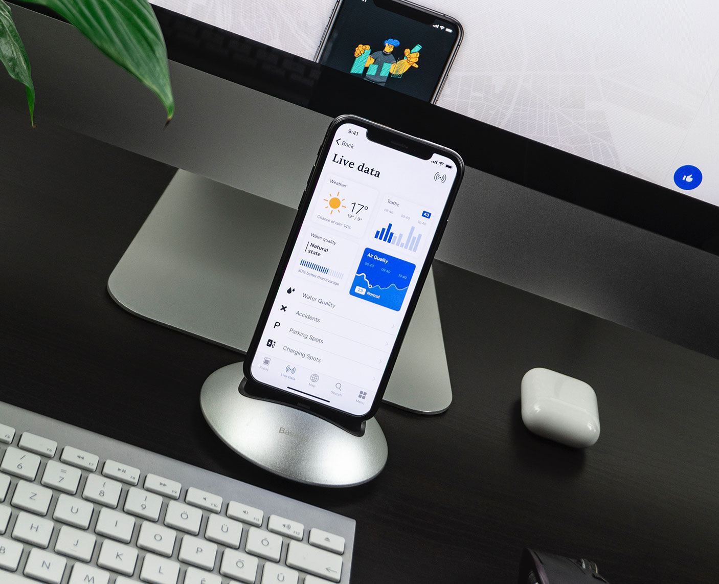 Phone in Docking Station with Keyboard and Monitor Phone in Docking Station with Keyboard and Monitor